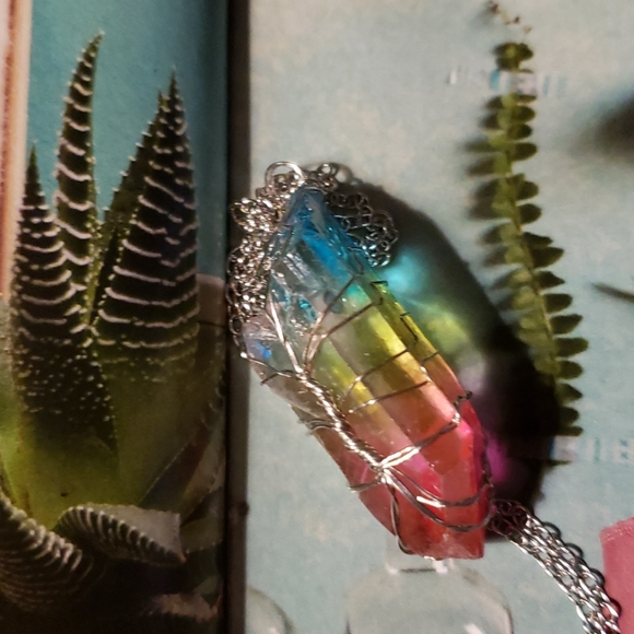 NEW Wrapped Rainbow Quartz Necklace - Picture 3 of 5